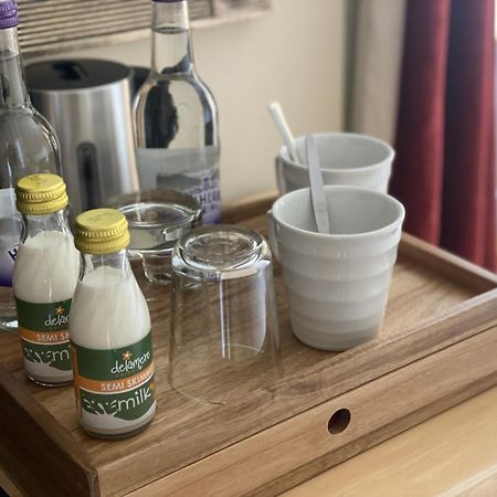 Burlton Inn Værelse billede